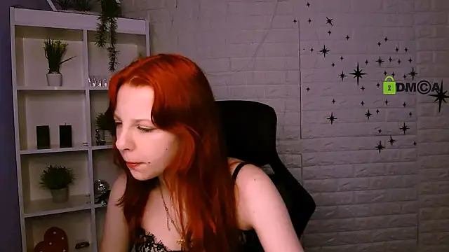 Snapshot of kriss_babyyy chatting on 06.13.26 kriss babyyy online show from 06.13.26