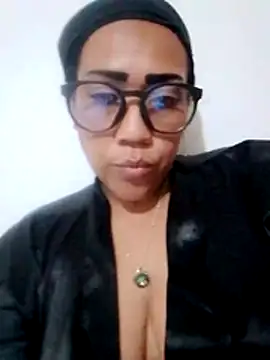 Snapshot of OliviaWilliamm chatting on 06.07.26 OliviaWilliamm online show from 06.07.26