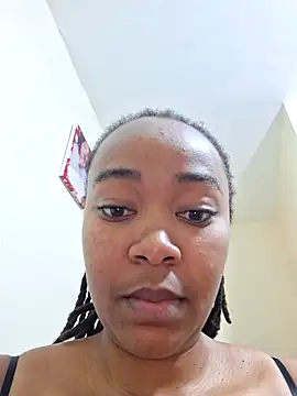 Snapshot of atara_seren chatting on 05.24.26 atara seren online show from 05.24.26