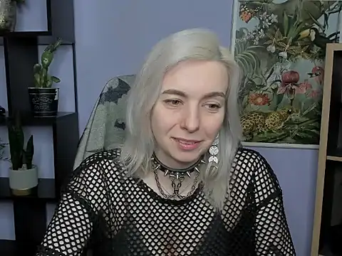 Snapshot of velvetanne chatting on 06.03.26 velvetanne online show from 06.03.26