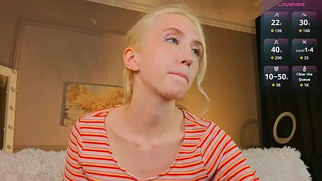 Elen  Moore online show from 06.04.26