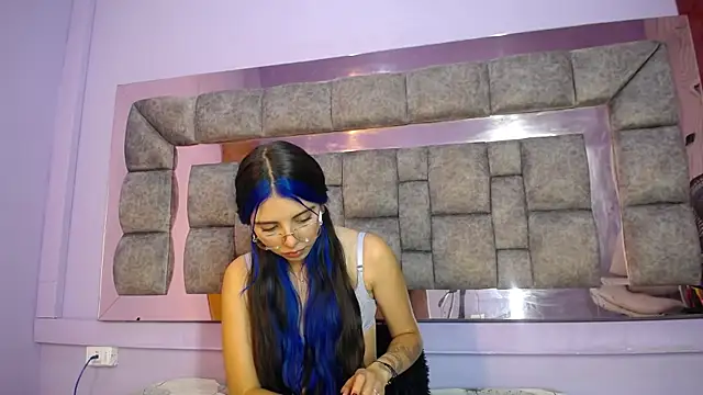 Kyomi Hunt online show from 07.07.26
