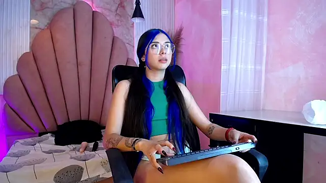 Kyomi Hunt online show from 07.16.26
