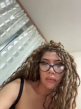 Snapshot of JessicaNichols_ chatting on 05.30.26 JessicaNichols online show from 05.30.26