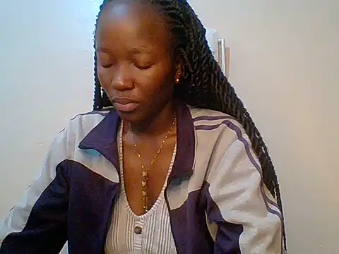 Snapshot of Shania_loveer chatting on 05.31.26 Shania loveer online show from 05.31.26