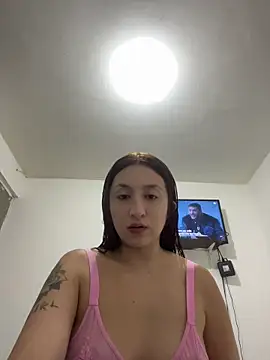 Snapshot of EsmeraldaMidnight chatting on 06.25.26 EsmeraldaMidnight online show from 06.25.26