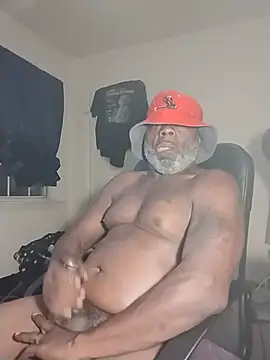 Snapshot of Tremainebigg chatting on 07.14.26 Tremainebigg online show from 07.14.26