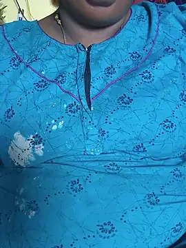 Snapshot of geetha431 chatting on 06.08.26 geetha431 online show from 06.08.26