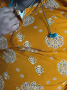 Snapshot of geetha431 chatting on 06.16.26 geetha431 online show from 06.16.26