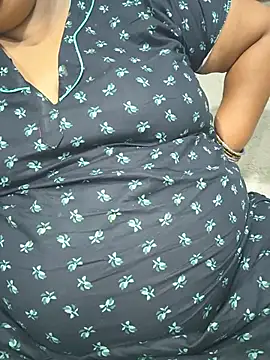 Snapshot of geetha431 chatting on 07.12.26 geetha431 online show from 07.12.26