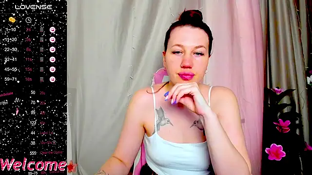 Arya Curves online show from 06.11.26