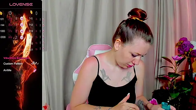 Arya Curves online show from 07.03.26