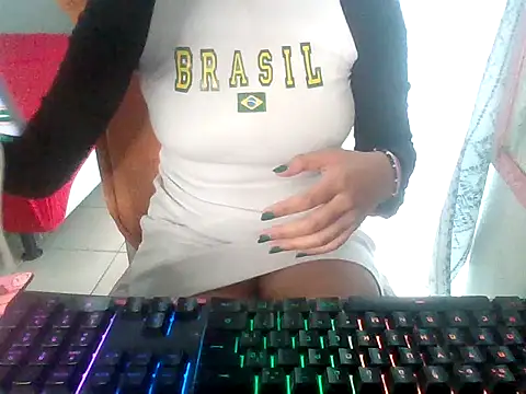Snapshot of moraninha chatting on 06.29.26 moraninha online show from 06.29.26