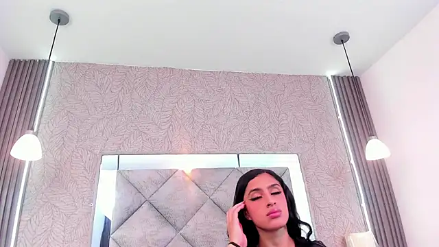 Snapshot of LilithDesire_ chatting on 06.25.26 LilithDesire online show from 06.25.26