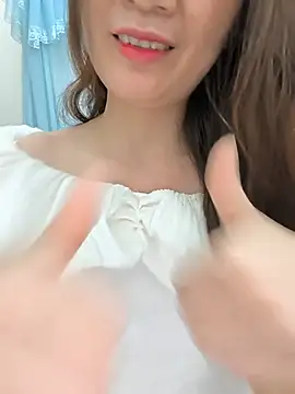 Lye lovely online show from 06.27.26