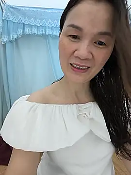 Lye lovely online show from 07.04.26