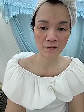 Lye lovely online show from 07.05.26
