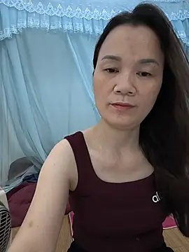 Lye lovely online show from 07.15.26