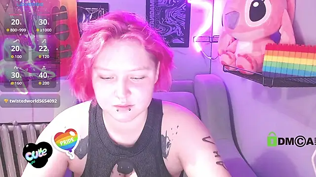 Snapshot of DolliRosees chatting on 06.05.26 DolliRosees online show from 06.05.26