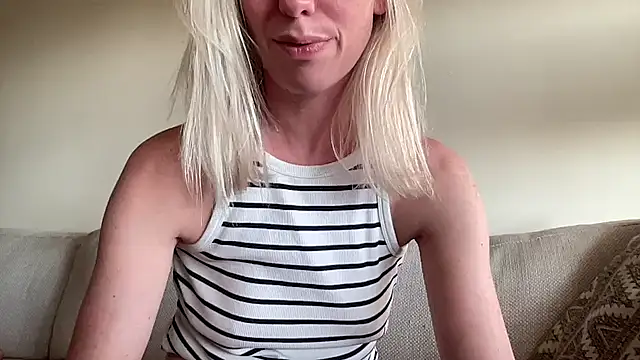 SkinnyMilf online show from 06.05.26