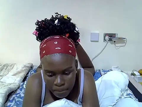 creamypetite online show from 07.16.26