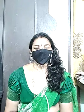 Snapshot of Leela_555 chatting on 06.15.26 Leela 555 online show from 06.15.26