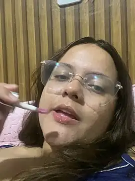 Snapshot of Laryssinha_69 chatting on 06.30.26 Laryssinha 69 online show from 06.30.26