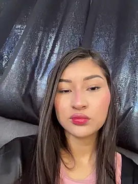 Snapshot of Aylin-fire chatting on 06.04.26 Aylin-fire online show from 06.04.26