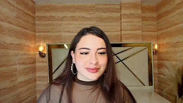 Snapshot of Kiara_Moon_r chatting on 06.23.26 Kiara Moon r online show from 06.23.26