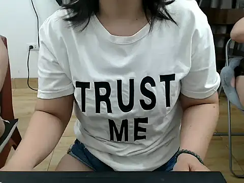 Snapshot of Maia_9999 chatting on 07.03.26 Maia 9999 online show from 07.03.26