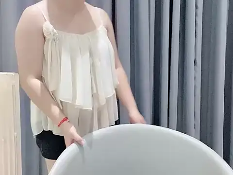 Luckysisi-s online show from 06.24.26