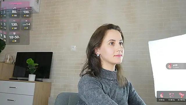 SoLovelyAnna online show from 04.06.26