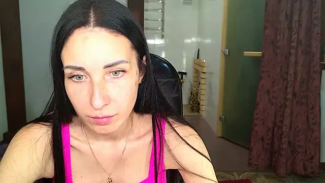 BouncySweety online show from 11.28.25