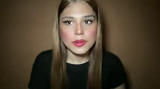 Snapshot of Nami_Campbell chatting on 03.06.25 Nami Campbell online show from 03.06.25
