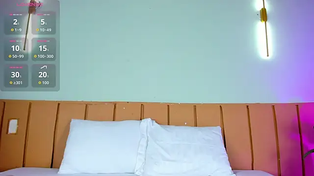 DaniRivers  online show from 06.26.26