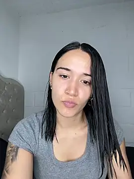 DaniRivers  online show from 07.04.26