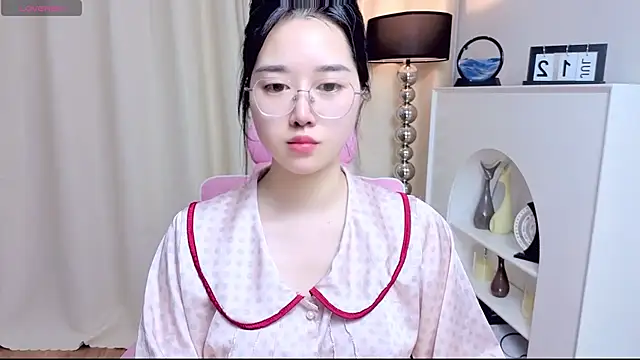 Snapshot of miuu6868 chatting on 07.13.26 miuu6868 online show from 07.13.26