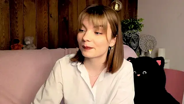 Snapshot of IvoryPesante chatting on 05.31.26 IvoryPesante online show from 05.31.26