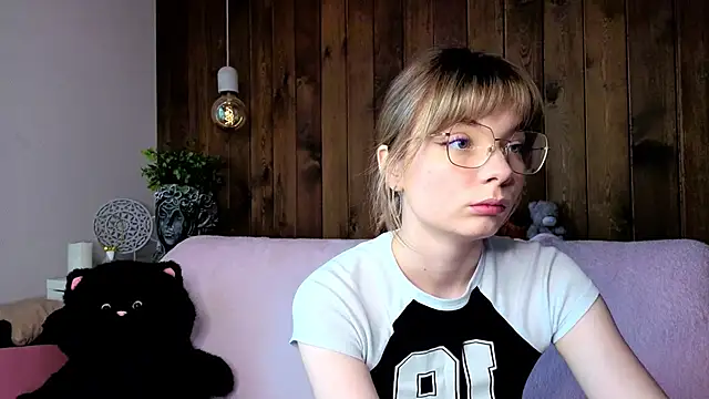 Snapshot of IvoryPesante chatting on 06.12.26 IvoryPesante online show from 06.12.26