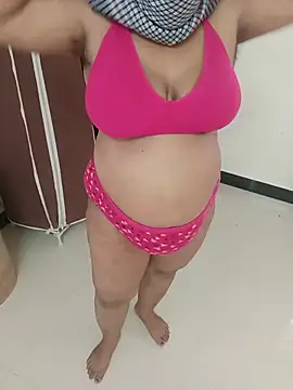 Snapshot of sexy_neha90 chatting on 07.15.26 sexy neha90 online show from 07.15.26