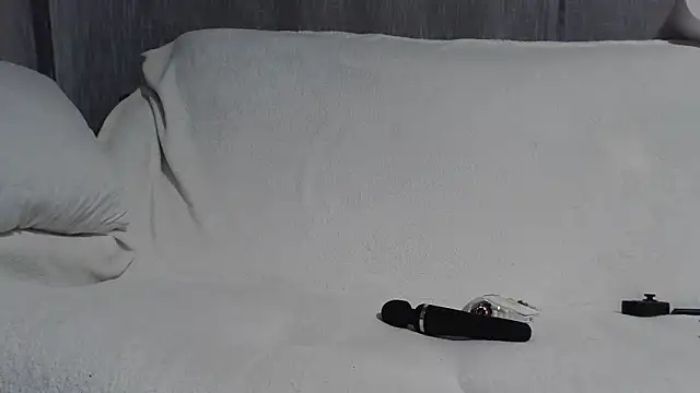 AnnaCrazyHot online show from 12.05.25