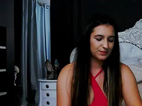Snapshot of JasmineStafford chatting on 06.26.26 JasmineStafford online show from 06.26.26