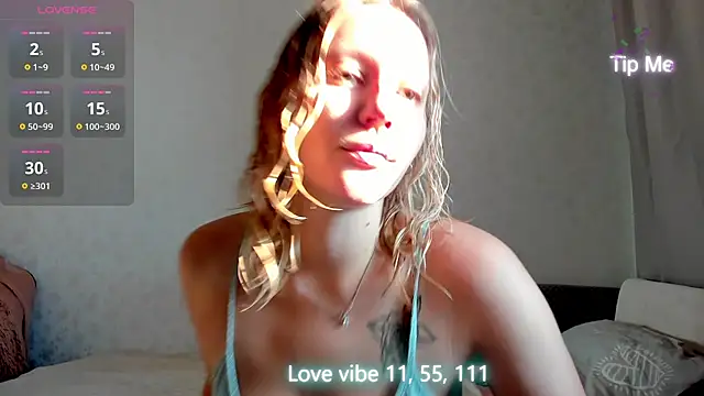 Ann first kiss online show from 07.21.26