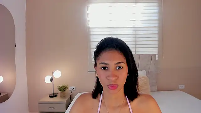 NIAH JADET online show from 06.02.26