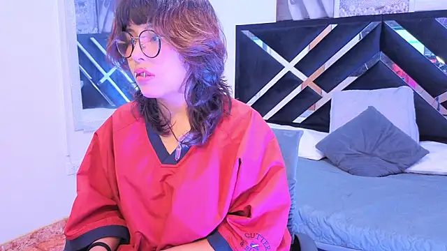 Snapshot of hannita_01 chatting on 06.22.26 hannita 01 online show from 06.22.26