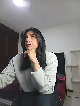Snapshot of Samantha01_Rosse01 chatting on 06.13.26 Samantha01 Rosse01 online show from 06.13.26