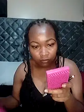 Snapshot of GoddessReen chatting on 07.26.26 GoddessReen online show from 07.26.26