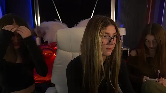 Talia Blakwood online show from 06.19.26