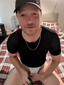 Straight GuyUK online show from 06.28.26