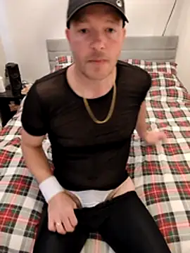 Straight GuyUK online show from 07.05.26